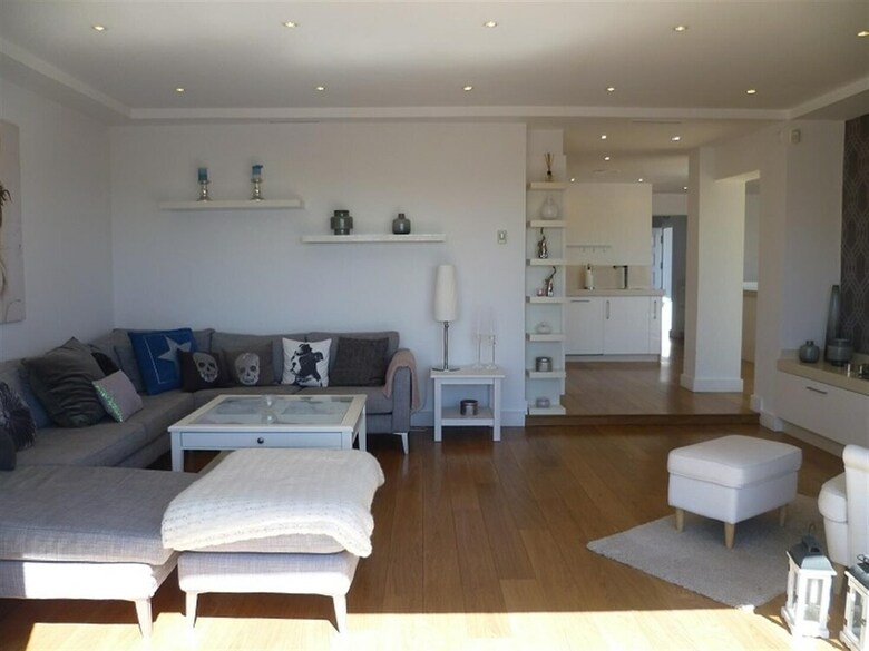 Great Beach Side Villa ? Semi Heated Pool