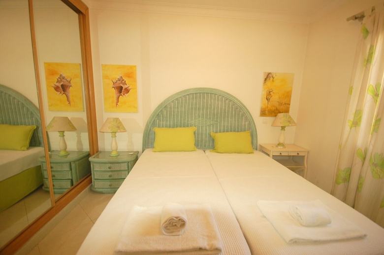 Onda Moura Luxe Em Vilamoura T2