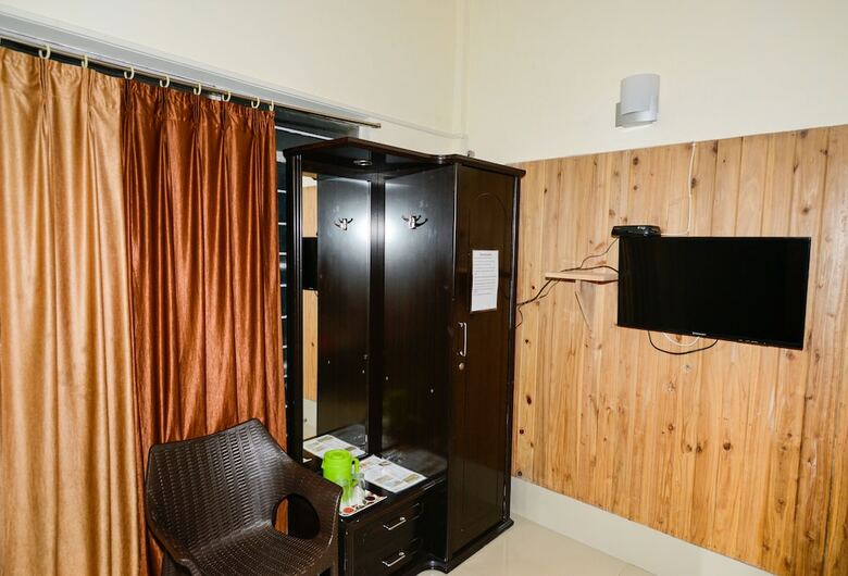 Hotel Silver Brook Resorts