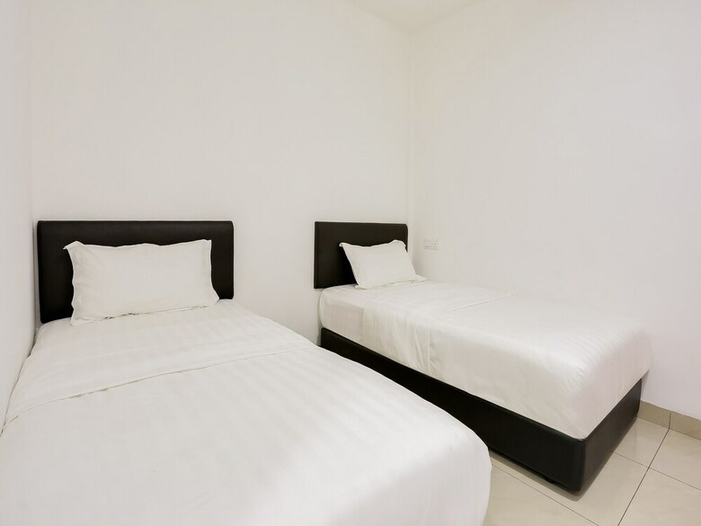 Oyo 89495 Rich Hotel