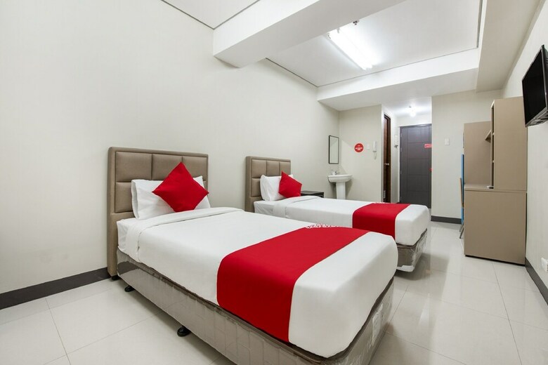Hotel Oyo 229 G Place
