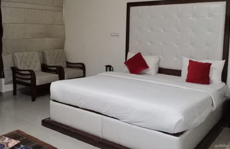 AA Hotels