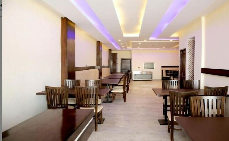 AA Hotels
