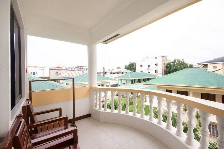 Hotel Oyo 409 Bans Beach Resort