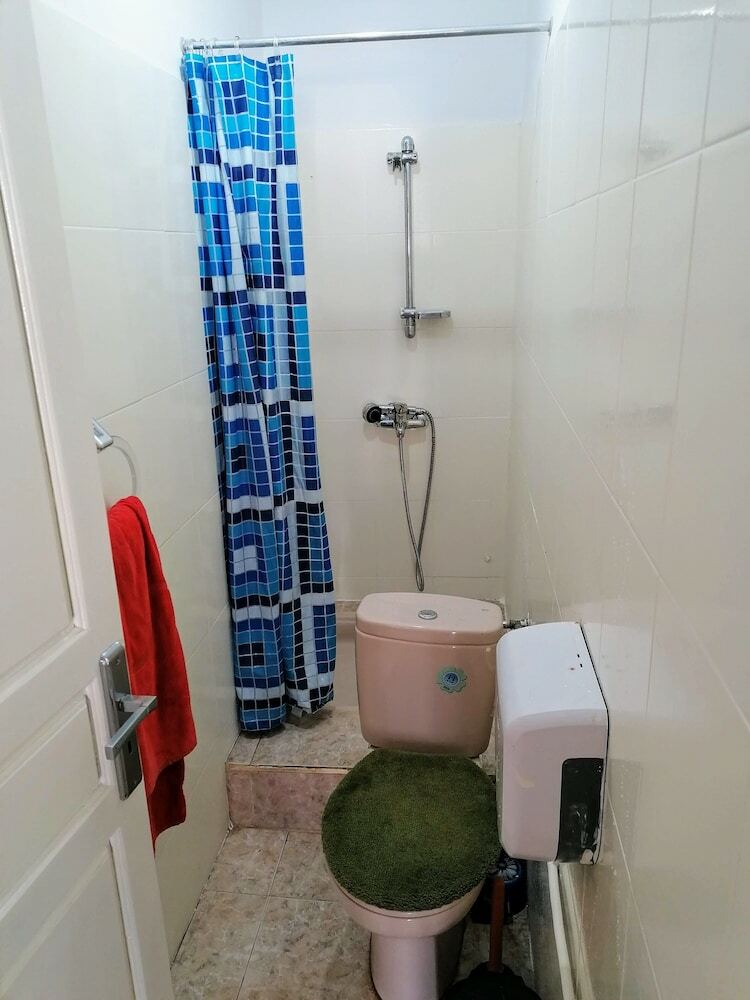 Hostal Cozy White House - Hostel