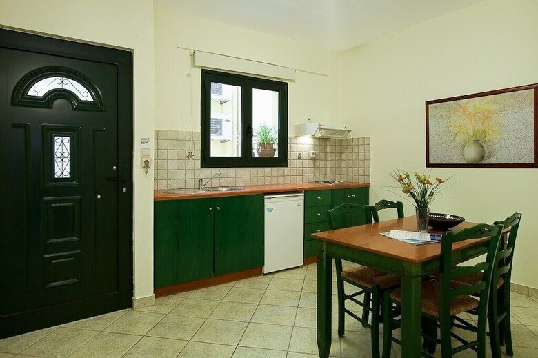 Aparthotel Alkionides Seaside Apartments