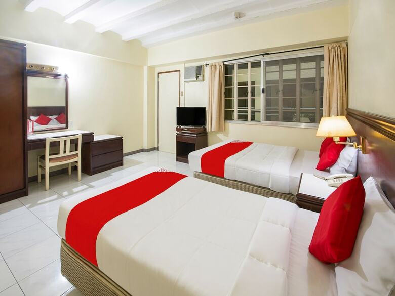Hotel Oyo 465 Ford's Inn
