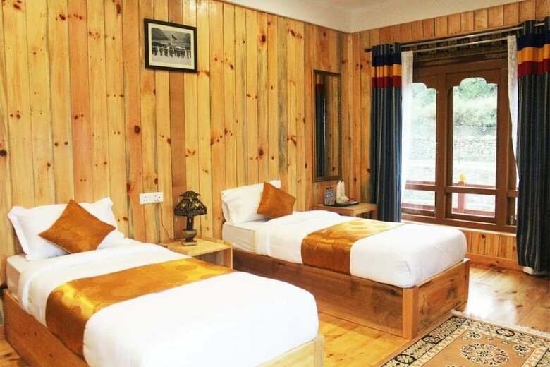 Jampelyang Hotel