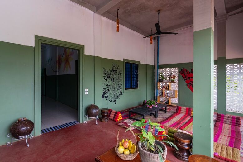 Hostal Fabulous Psar Kraoum Hostel