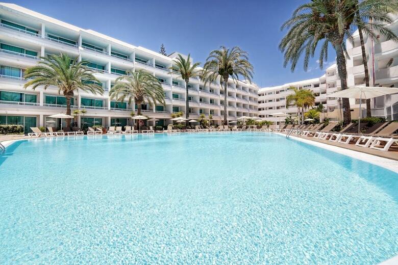 Hotel Akeah Broncemar