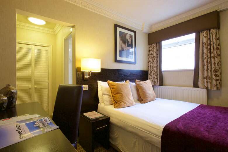 Best Western Feathers Liverpool Hotel