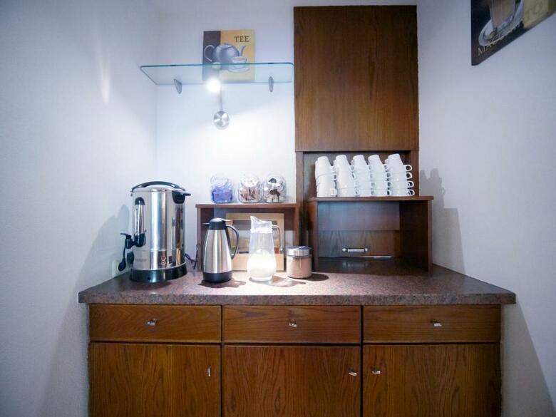Hostal G�stehaus Schmidt