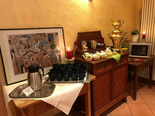 Hostal Pension A'miro