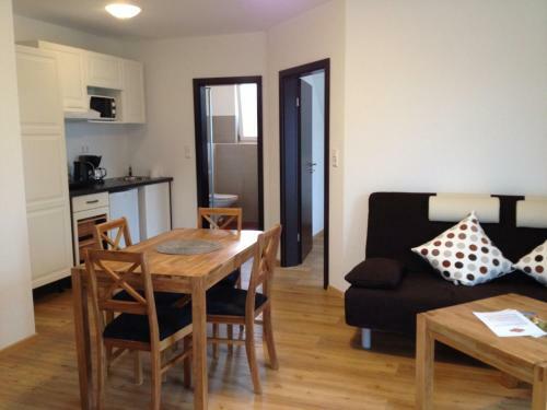 Hostal Pension Neulen
