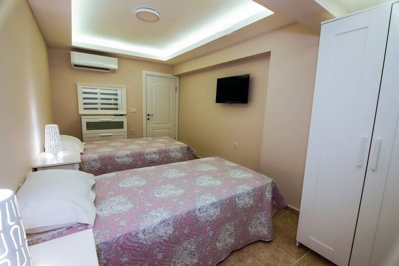 Villa Little Gems 2