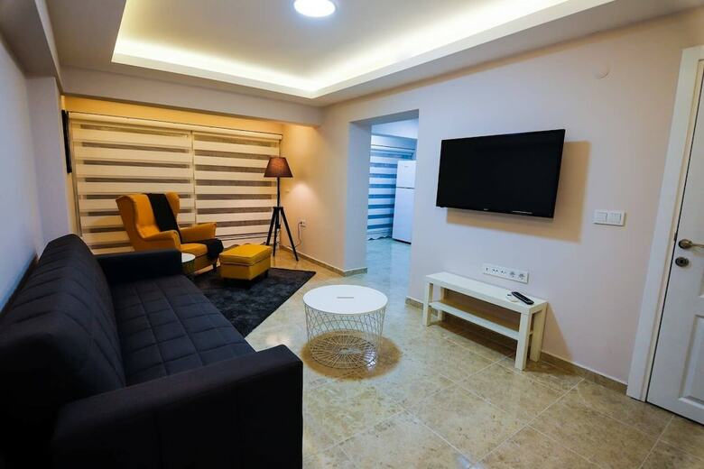 Villa Little Gems 2