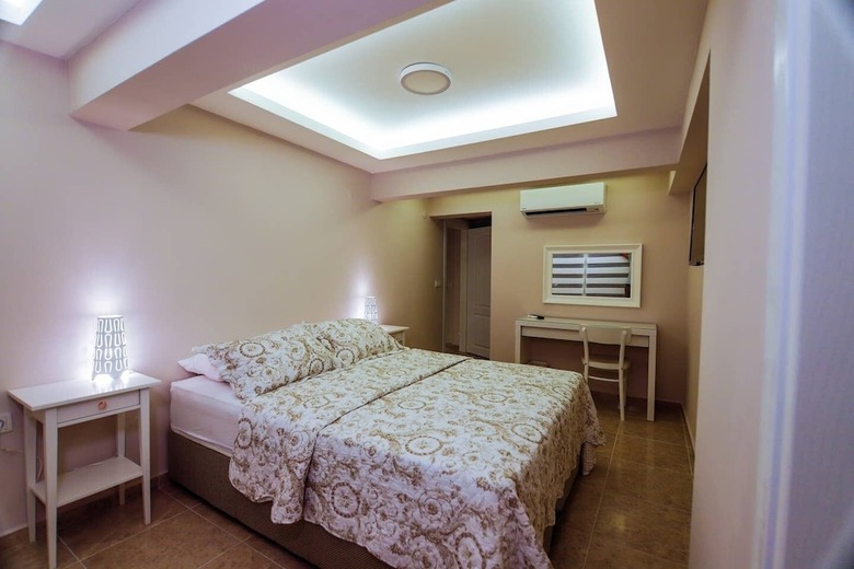 Villa Little Gems 2