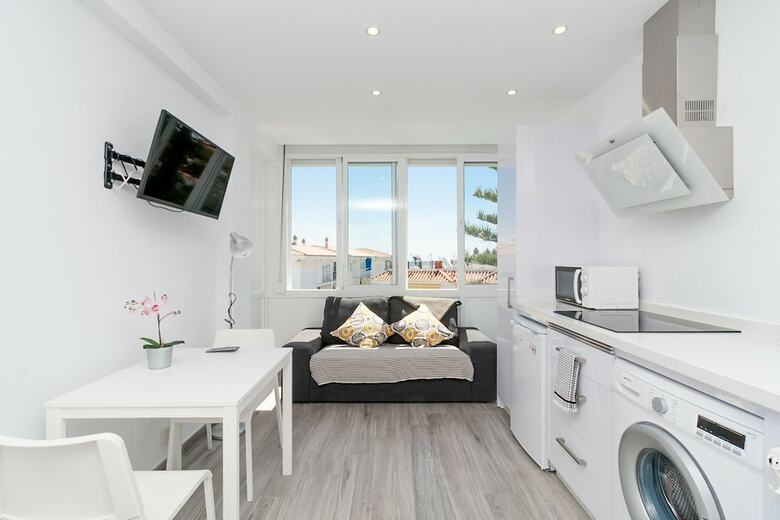 Cool And White Apartment Torrecilla Playa Canovas