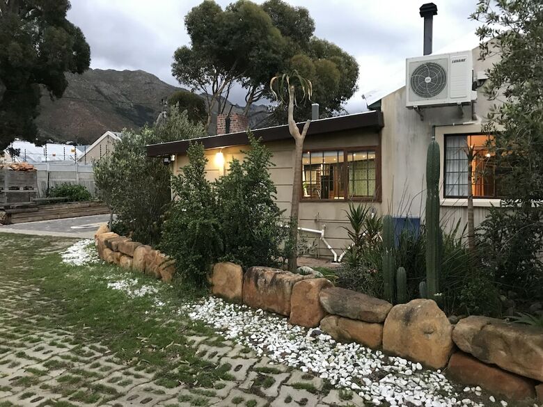 Hostal The Yard - Hostel