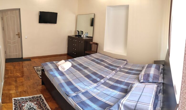 Bed & Breakfast "orom" Guests House