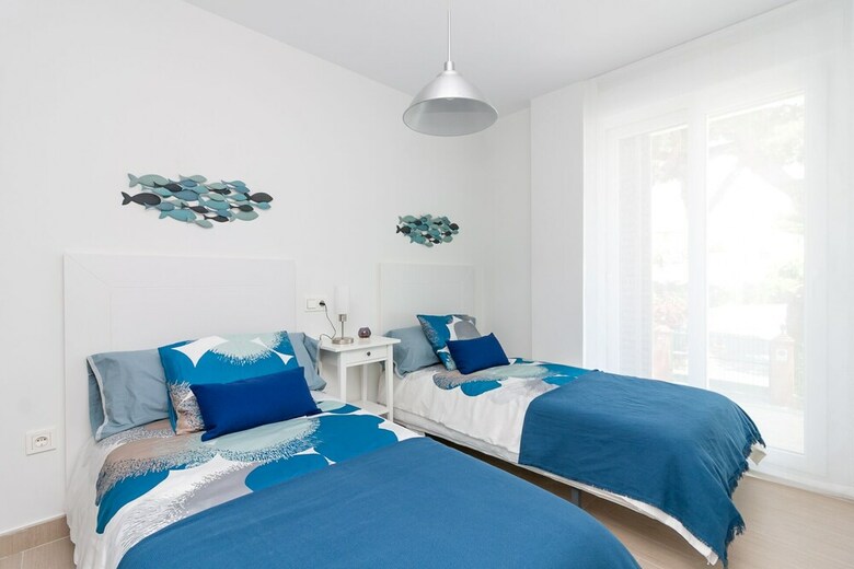 Puerto Marina Apartment Canovas