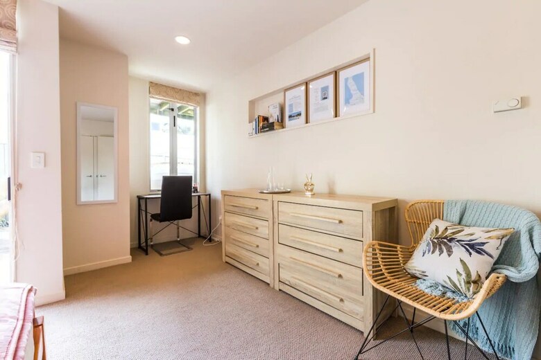 Beachside Escape 1 Bedroom Guest Suite