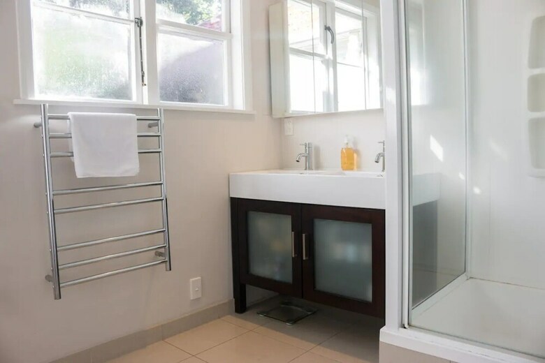 2 Bedroom Garden Oasis In Mount Eden