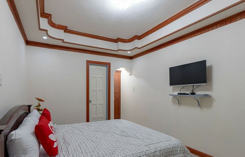 Hotel Zen Rooms Bygrace Siargao