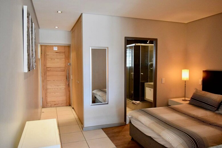 Stylish Harbouredge Studio Apartment With Pool Access