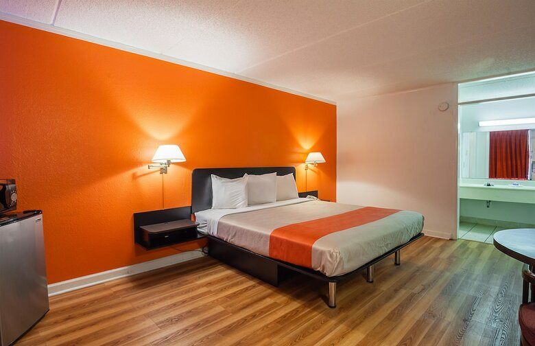 Motel 6 Tifton, Ga