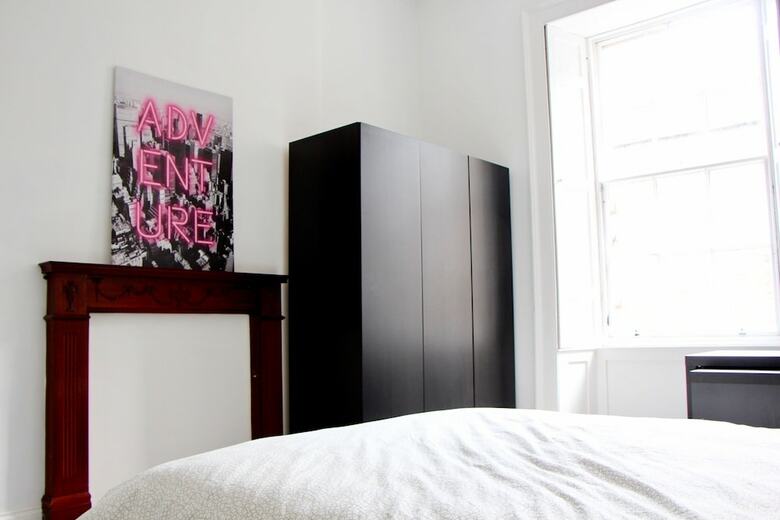 Apartamentos Luxury 5 Bedroom Central Flat With Castle Views