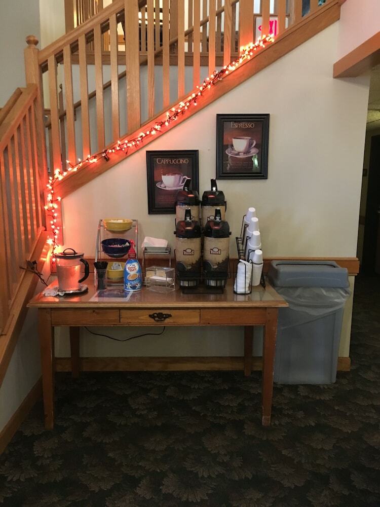Hotel Moose Lake Lodge & Suites