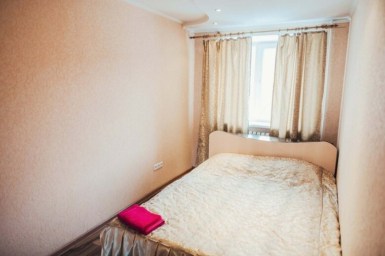 3 Rooms Apartment On Spartaka 18