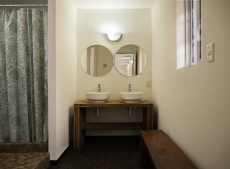 Hostal Colorbox Beds And Rooms By Milenium