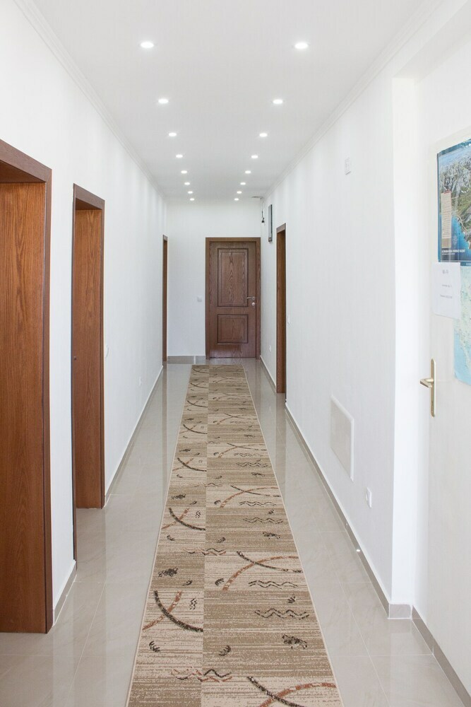 Sija Apartments