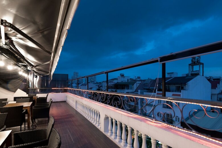 Aha New Milano Hotel