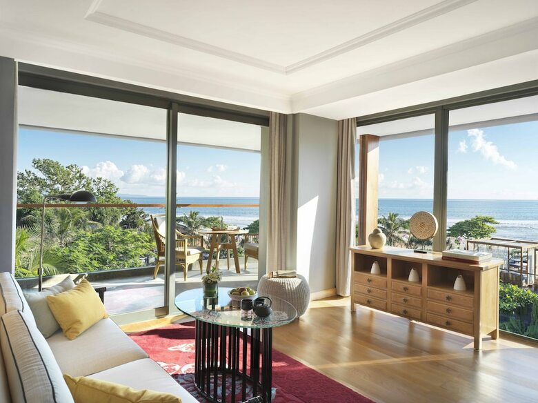 Suites And Villas At Hotel Indigo Seminyak