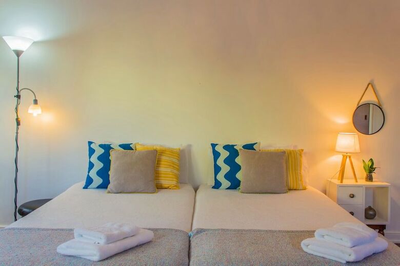 Hotel Canto 30 E Um