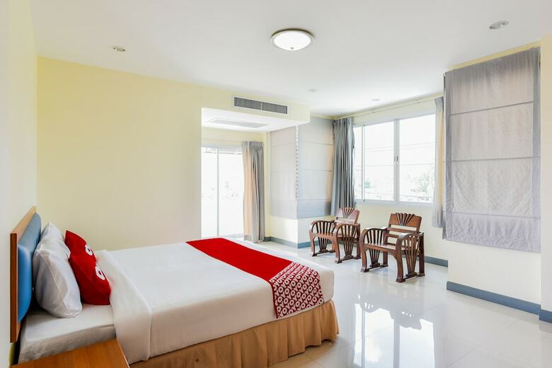 Hotel Oyo 382 Baan Poemsuk