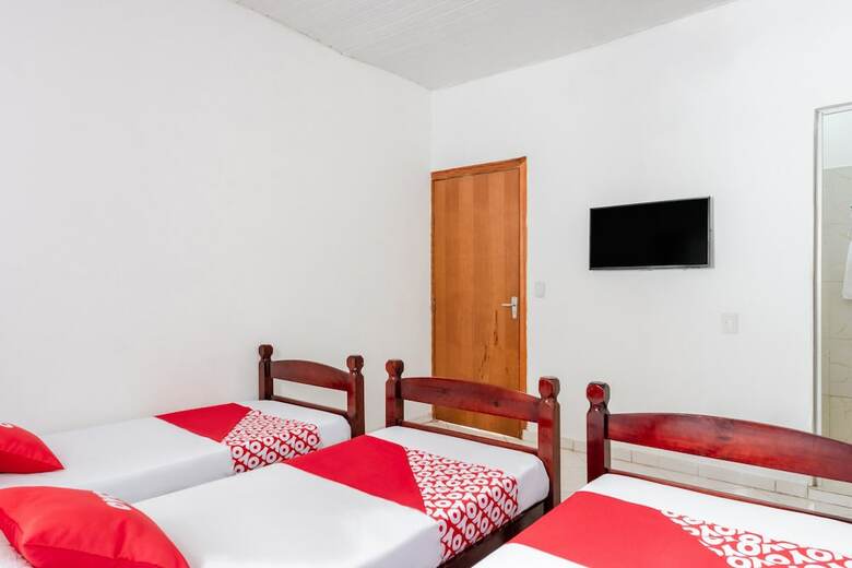 Hotel Oyo Pousada Da Tia Leo