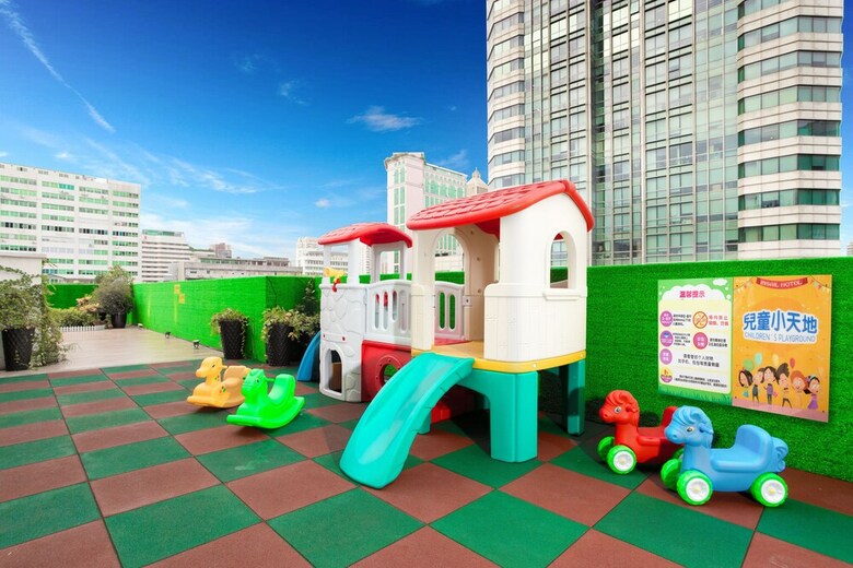Insail Hotel Beijing Road Branch
