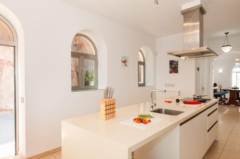Majestic Villa Monte Leon For 6 + 6