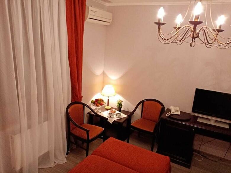 Hotel Elit Crous