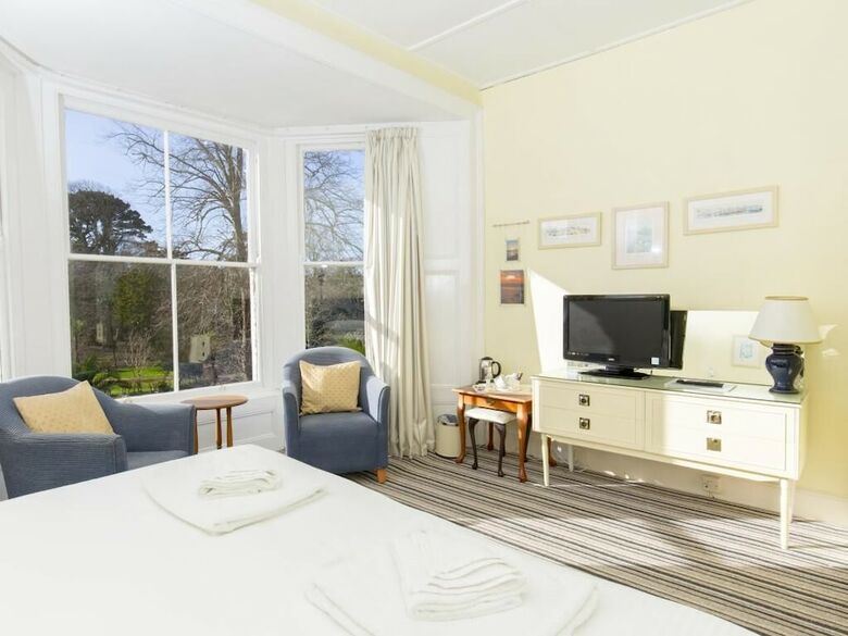 Broadmead Hotel