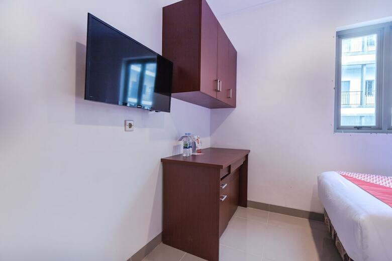 Hostal Oyo 1310 Urban Residence