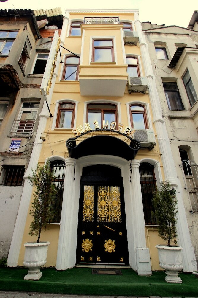 Sur 2 Hotel