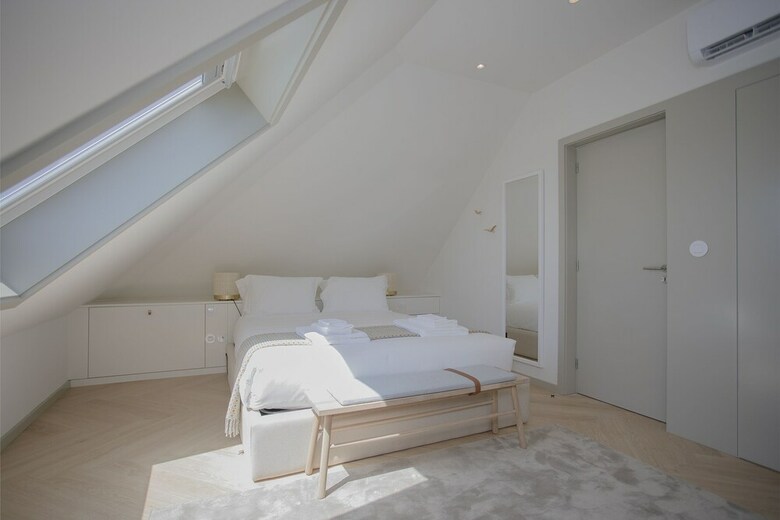 Liiiving Luxury Beachfront Apartments