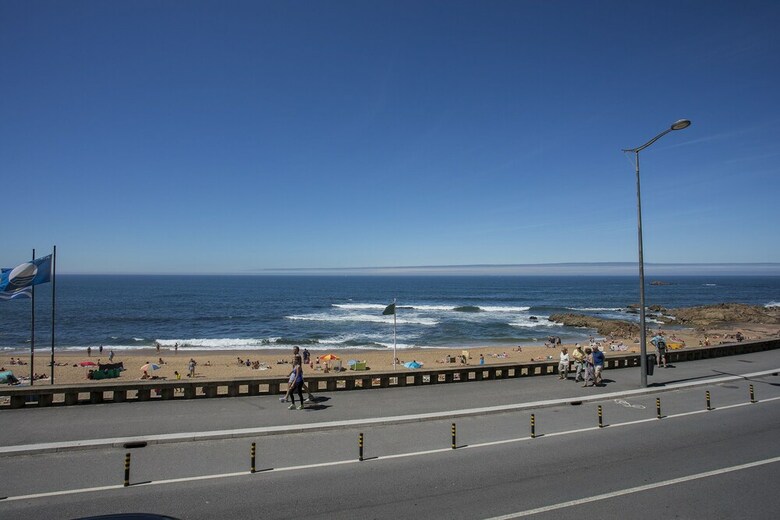Liiiving Luxury Beachfront Apartments