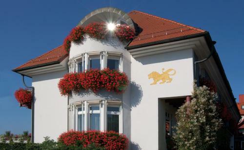 Landgasthof Hotel L�wen