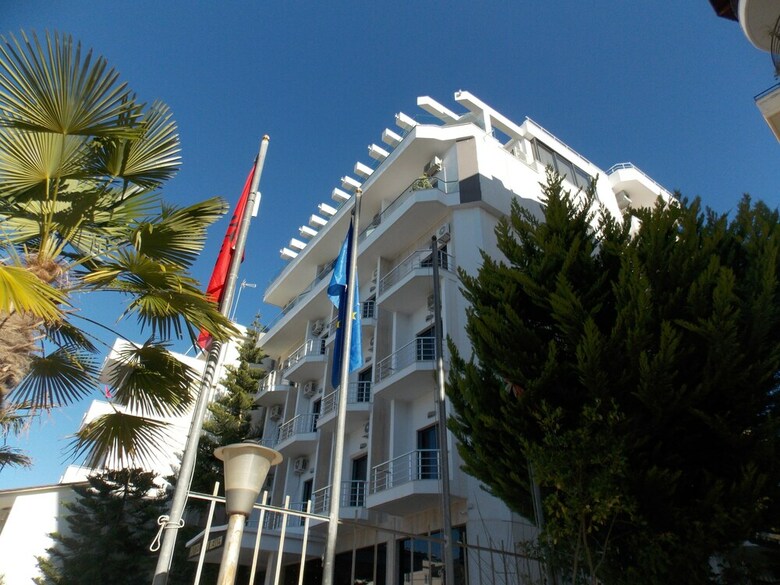 Hotel New Heaven